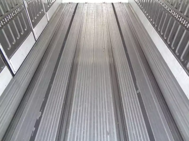 平成28年11月中古大型冷凍バン・ウィング日産UDクオンの画像13