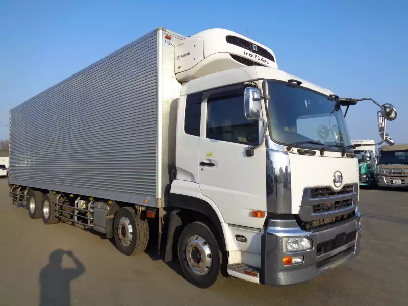 平成28年11月中古大型冷凍バン・ウィング日産UDクオンの画像3