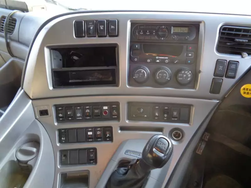 平成28年11月中古大型冷凍バン・ウィング日産UDクオンの画像33