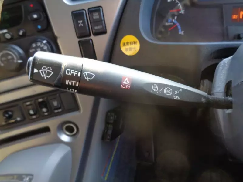 平成28年11月中古大型冷凍バン・ウィング日産UDクオンの画像36