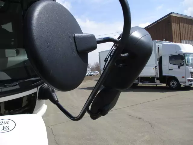 平成25年03月中古大型冷凍バン・ウィングいすゞギガの画像45