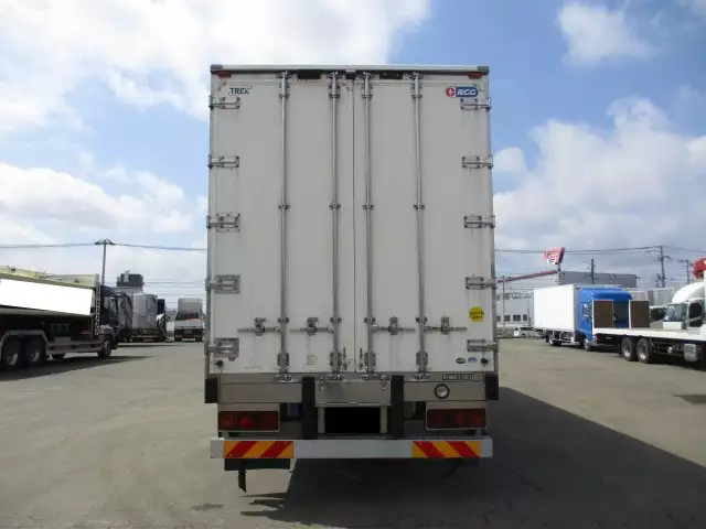 平成25年03月中古大型冷凍バン・ウィングいすゞギガの画像6