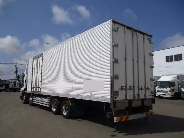 平成25年03月中古大型冷凍バン・ウィングいすゞギガの画像7