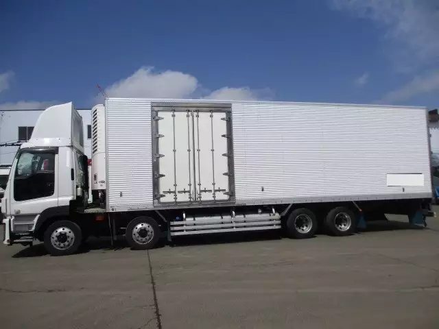 平成25年03月中古大型冷凍バン・ウィングいすゞギガの画像8