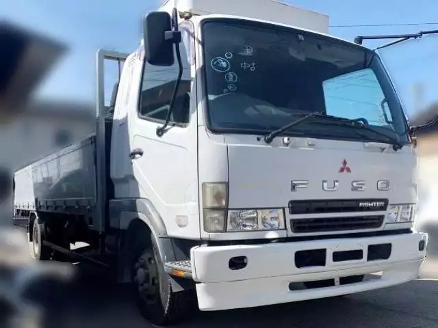 平成16年12月中古中型平ボディ三菱ふそうファイターの画像2