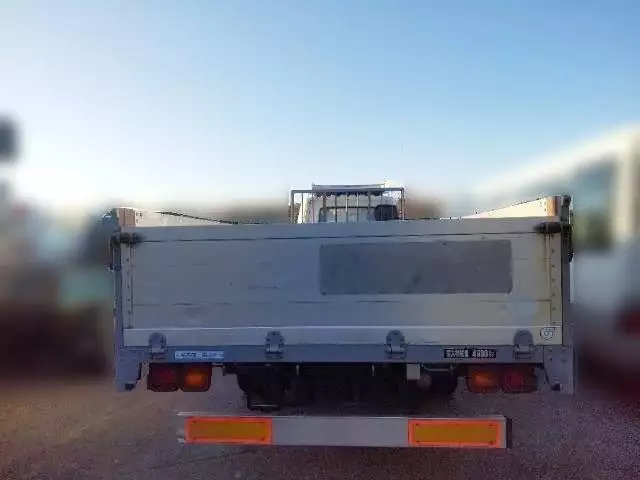 平成16年12月中古中型平ボディ三菱ふそうファイターの画像17