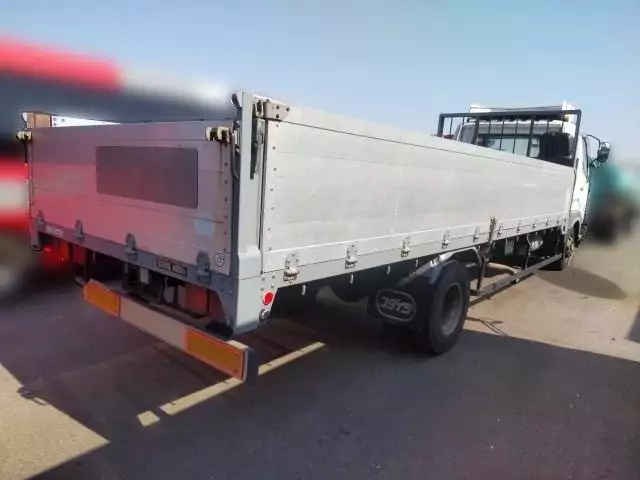 平成16年12月中古中型平ボディ三菱ふそうファイターの画像3