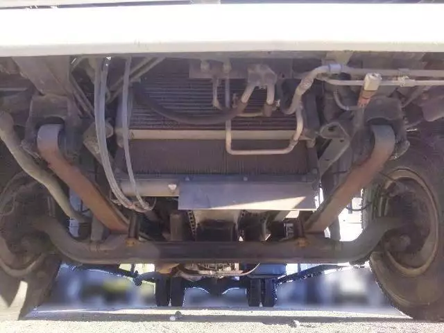 平成16年12月中古中型平ボディ三菱ふそうファイターの画像23