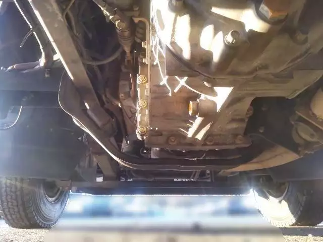 平成16年12月中古中型平ボディ三菱ふそうファイターの画像26