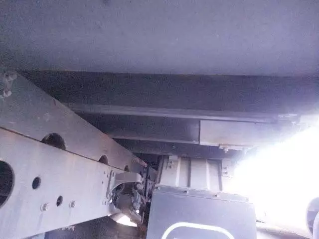 平成16年12月中古中型平ボディ三菱ふそうファイターの画像32