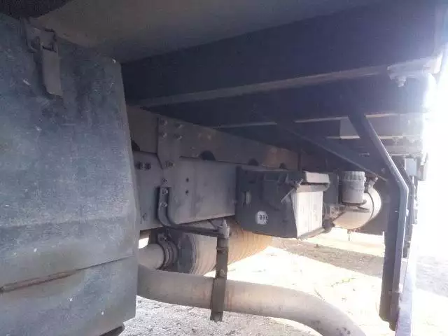 平成16年12月中古中型平ボディ三菱ふそうファイターの画像37