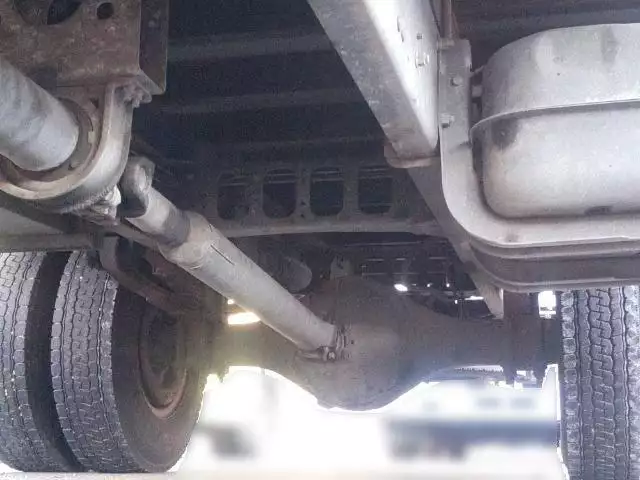 平成16年12月中古中型平ボディ三菱ふそうファイターの画像39