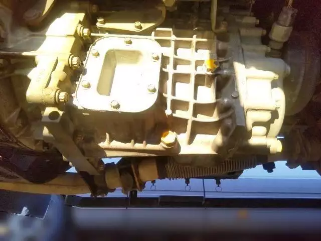 平成16年12月中古中型平ボディ三菱ふそうファイターの画像40