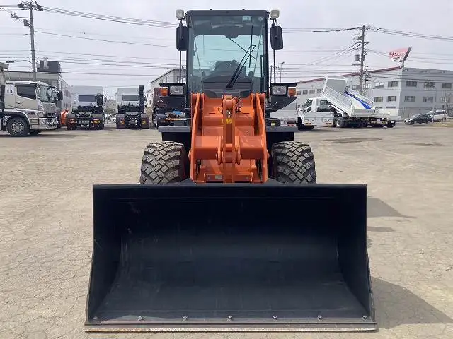 【車検:令和8年10月30日迄】令和4年 日立 ZW80 タイヤショベル アワー:740h 1,0㎥バケットの画像2