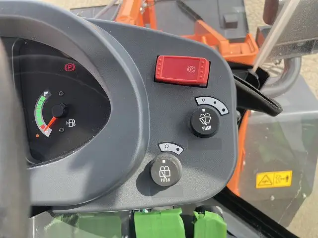 【車検:令和8年10月30日迄】令和4年 日立 ZW80 タイヤショベル アワー:740h 1,0㎥バケットの画像18