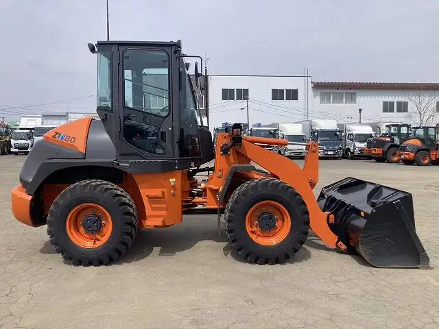 【車検:令和8年10月30日迄】令和4年 日立 ZW80 タイヤショベル アワー:740h 1,0㎥バケットの画像4