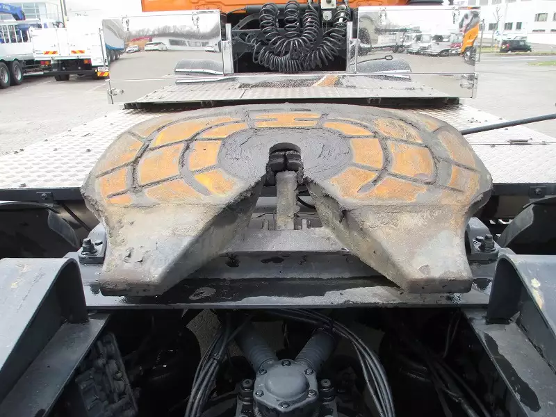 令和01年/平成31年12月中古大型トラクタヘッド日産UDクオンの画像15