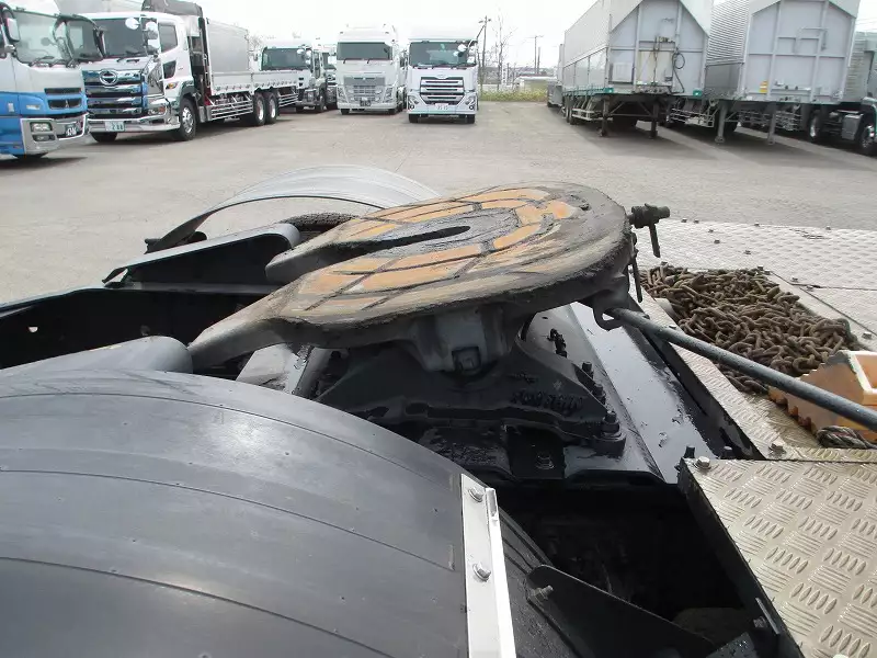 令和01年/平成31年12月中古大型トラクタヘッド日産UDクオンの画像16