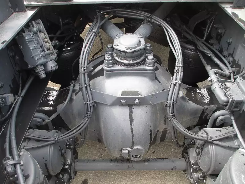 令和01年/平成31年12月中古大型トラクタヘッド日産UDクオンの画像20