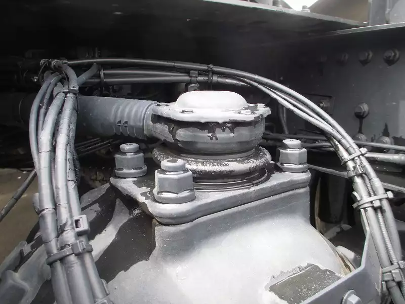 令和01年/平成31年12月中古大型トラクタヘッド日産UDクオンの画像23