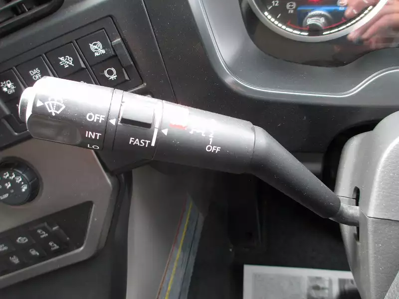 令和01年/平成31年12月中古大型トラクタヘッド日産UDクオンの画像41