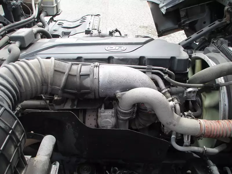 令和01年/平成31年12月中古大型トラクタヘッド日産UDクオンの画像46