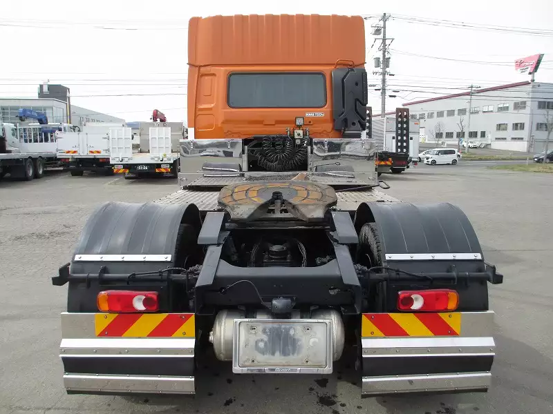 令和01年/平成31年12月中古大型トラクタヘッド日産UDクオンの画像6