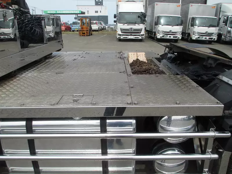 令和01年/平成31年12月中古大型トラクタヘッド日産UDクオンの画像10