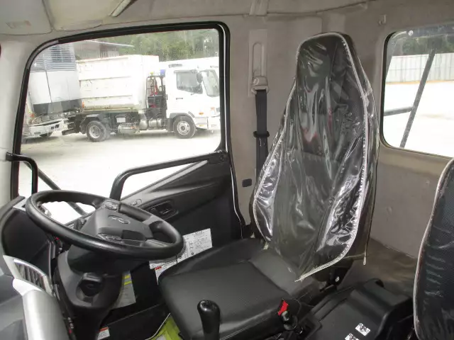 令和02年01月中古中型三菱ふそうファイターの画像45