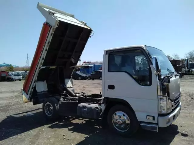 平成30年11月中古小型ダンプいすゞエルフの画像25