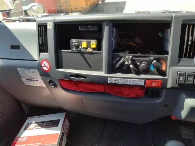 平成30年11月中古小型ダンプいすゞエルフの画像5