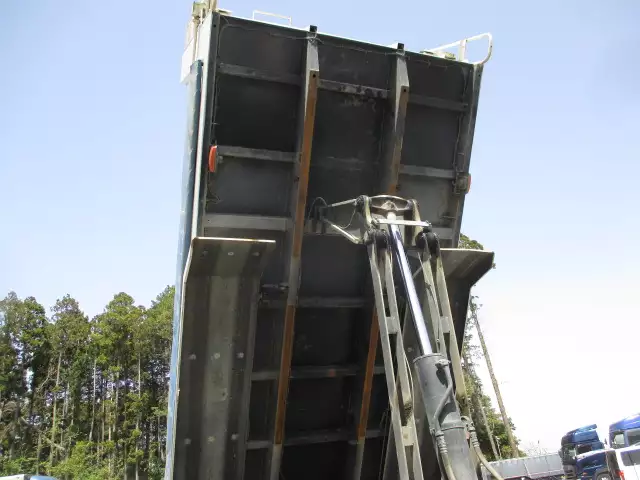 平成30年01月中古大型ダンプいすゞギガの画像24