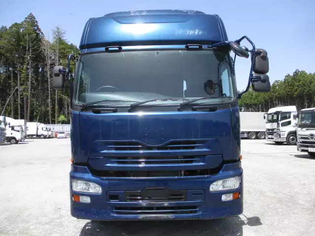 平成28年00月中古大型トラクタヘッド日産UDクオンの画像2