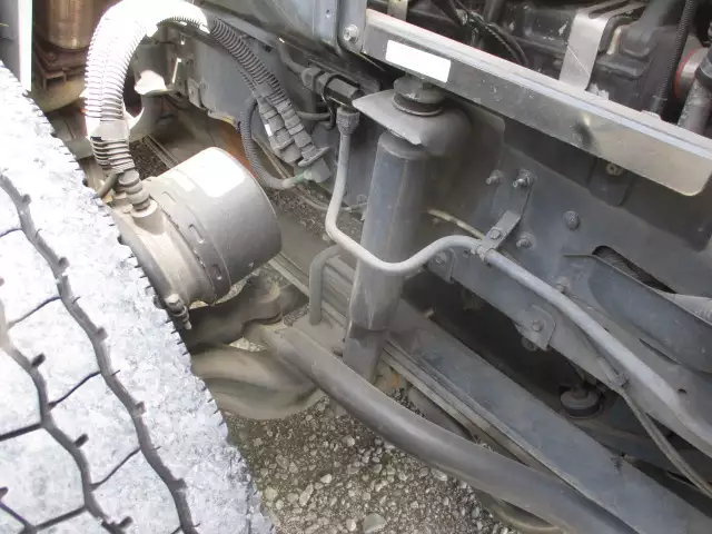 平成28年00月中古大型トラクタヘッド日産UDクオンの画像13