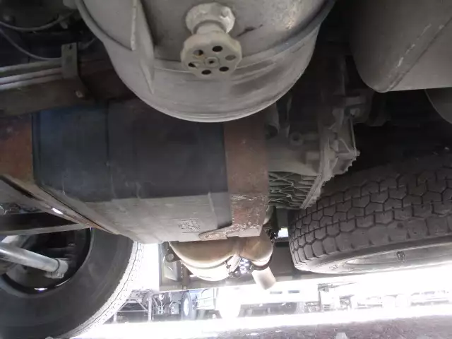 平成28年00月中古大型トラクタヘッド日産UDクオンの画像15