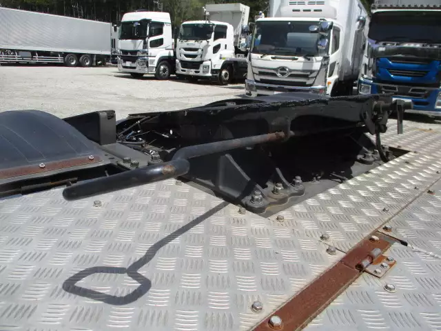 平成28年00月中古大型トラクタヘッド日産UDクオンの画像22