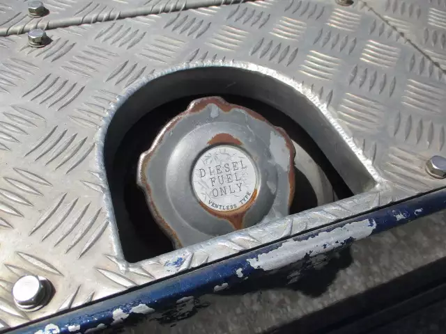 平成28年00月中古大型トラクタヘッド日産UDクオンの画像24