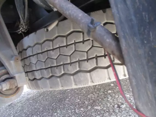 平成28年00月中古大型トラクタヘッド日産UDクオンの画像28