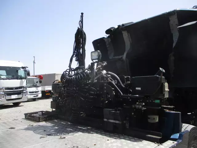 平成28年00月中古大型トラクタヘッド日産UDクオンの画像29