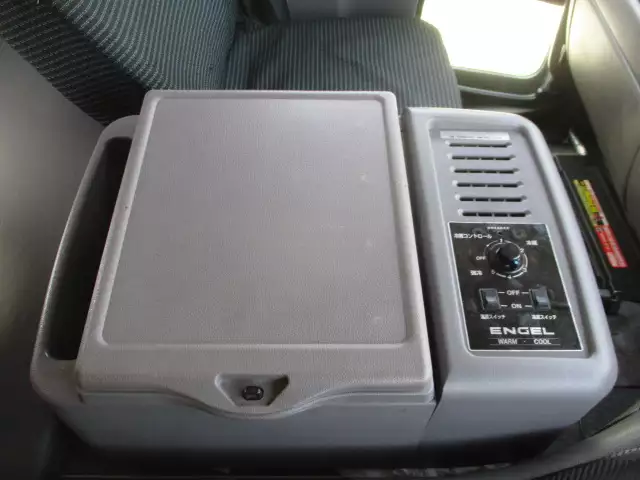 平成28年00月中古大型トラクタヘッド日産UDクオンの画像34