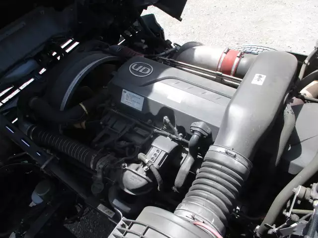 平成28年00月中古大型トラクタヘッド日産UDクオンの画像46