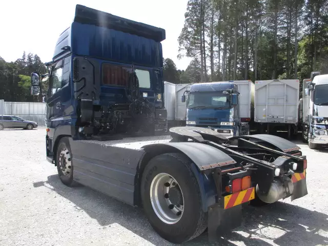 平成28年00月中古大型トラクタヘッド日産UDクオンの画像7