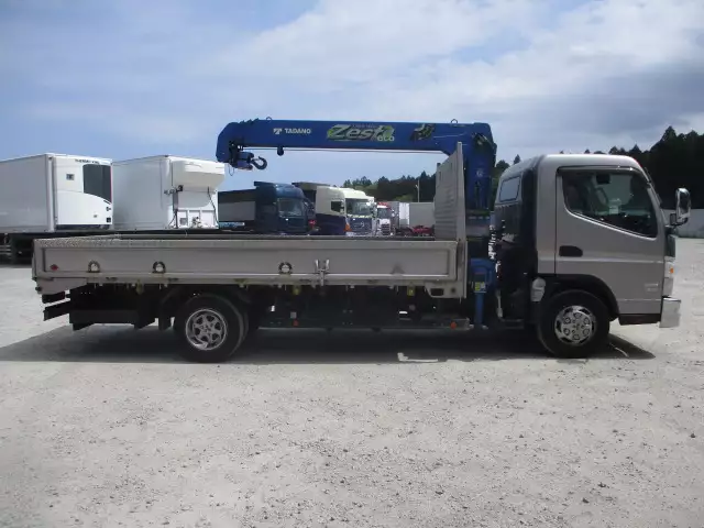 平成29年03月中古小型クレーン付三菱ふそうキャンターの画像4