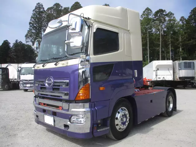 平成26年11月中古大型トラクタヘッド日野プロフィアの画像1