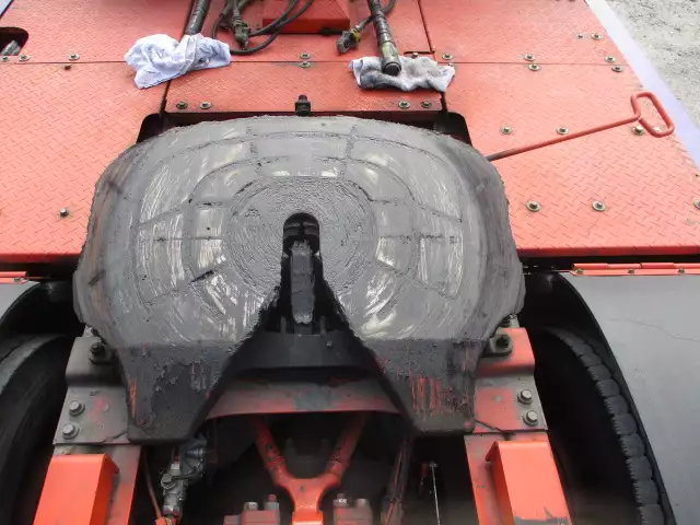 平成26年11月中古大型トラクタヘッド日野プロフィアの画像18