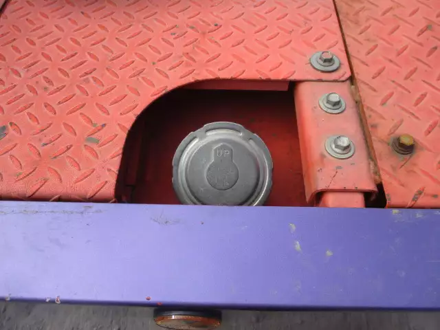 平成26年11月中古大型トラクタヘッド日野プロフィアの画像23