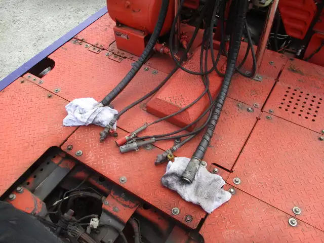 平成26年11月中古大型トラクタヘッド日野プロフィアの画像28