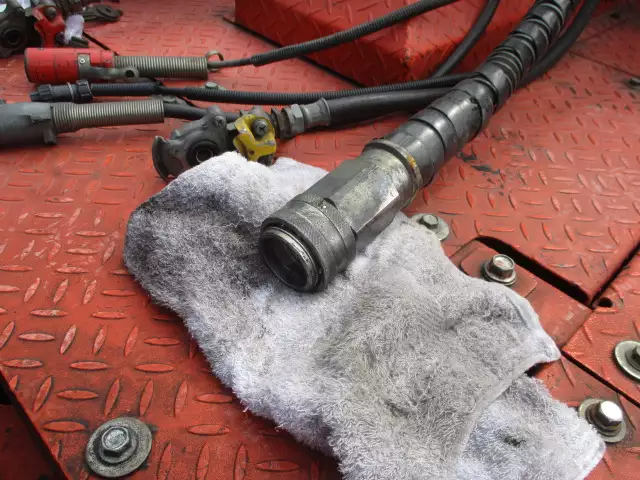 平成26年11月中古大型トラクタヘッド日野プロフィアの画像33