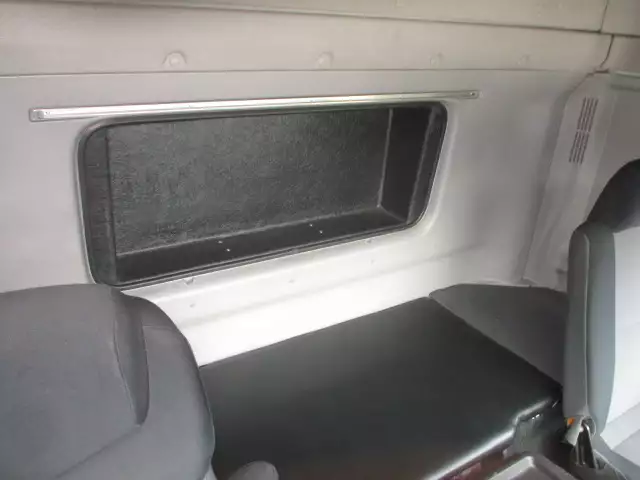 平成26年11月中古大型トラクタヘッド日野プロフィアの画像46