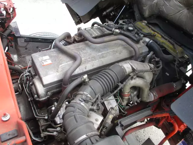 平成26年11月中古大型トラクタヘッド日野プロフィアの画像50